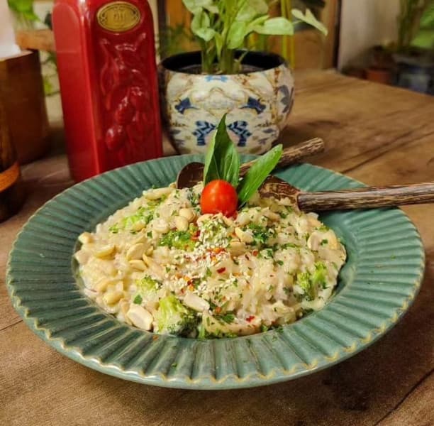Tofu Basil Rice (Creamy)