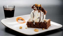 Chocolate Brownie with Ice Cream