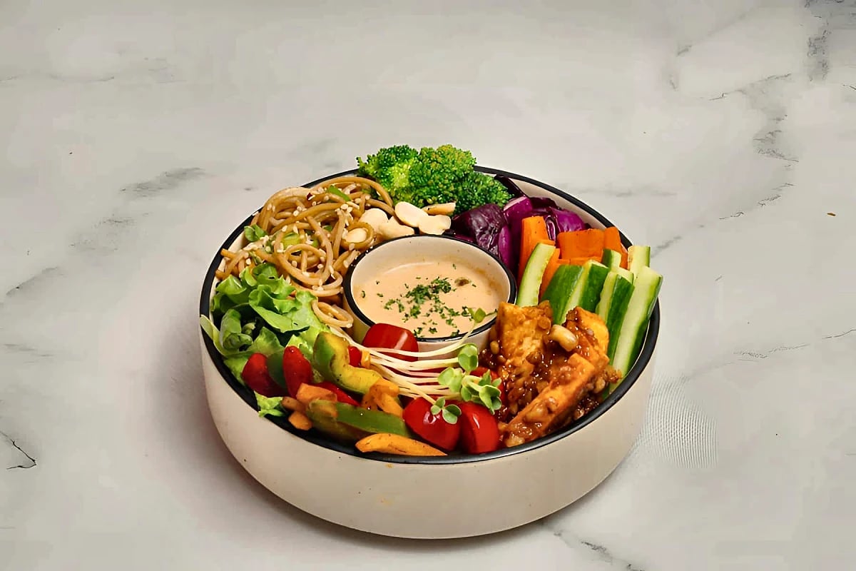 Umami Soba Bowl from Green Feast, C-Scheme