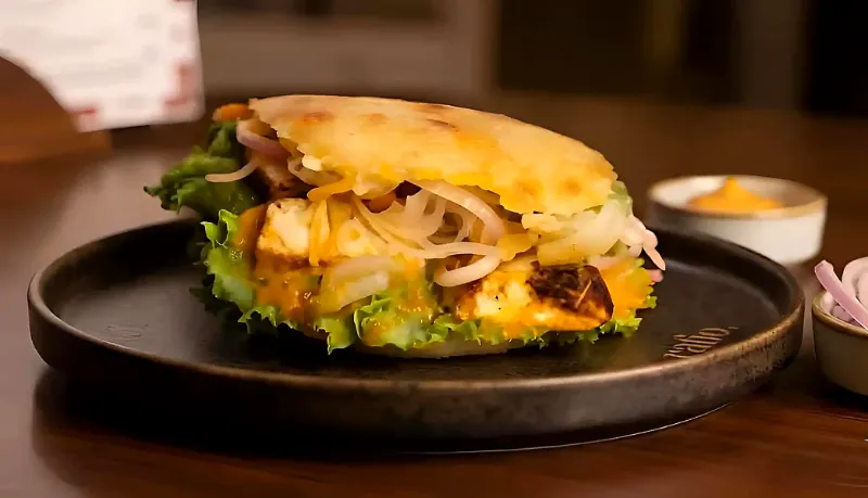 Paneer Makhani Sandwich